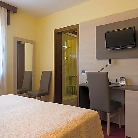 Park Ristorante Ca' Bianca 3*